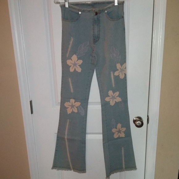 Flare Jeans With Flowers - Picture 1 of 6